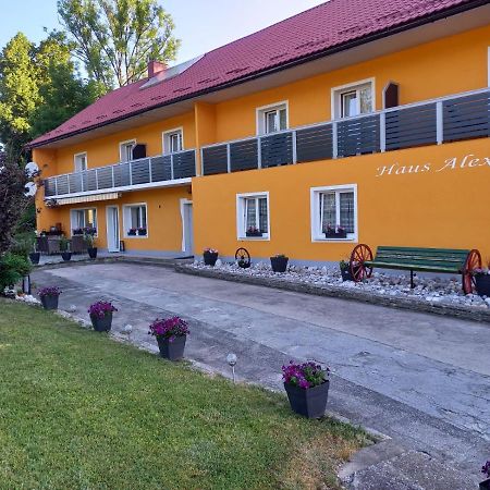Haus Alexis Hotell Faak am See Exteriör bild
